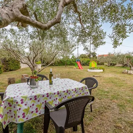 Apartment Marija With Big Garden - Ta Leut Agency *